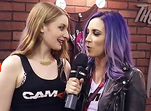 Pornstar Jelena Jensen Interviews Hot Girls On The Tremor Sex Toy At Exxxotica Cam4 Radio